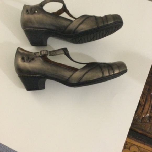 Rockport US 10 Wide Gold Sandals - Picture 3 of 4